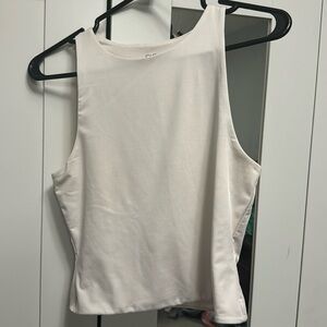 Sleeveless contour top